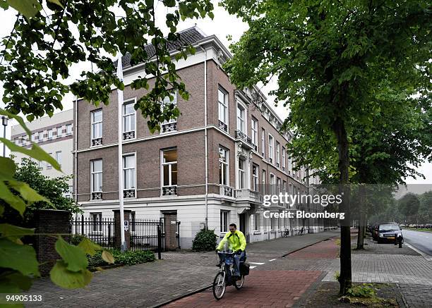 Aegon Nv Photos And Premium High Res Pictures Getty Images aegon-nv-photos-and-premium-high-res-pictures-getty-images