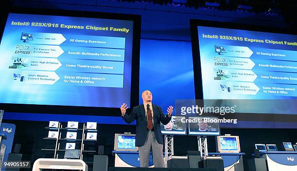 William Siu, Vice President and General Manager of Intel's Desktop Platforms Group, discusses the future of home computing during a forum held at the...