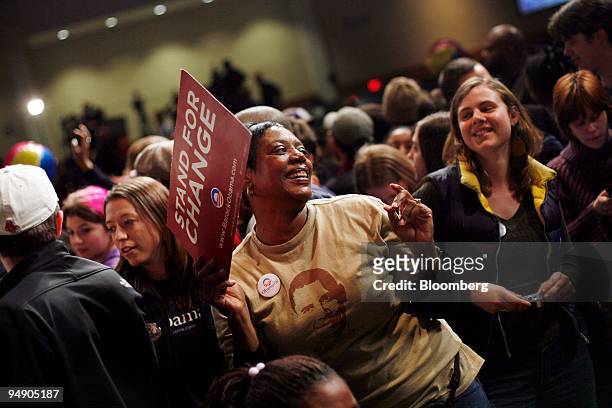 Supporters of Barack Obama, U.S. Senator from Illinois and 2008 Democratic presidential candidate, cheer after he is named the winner of the South...
