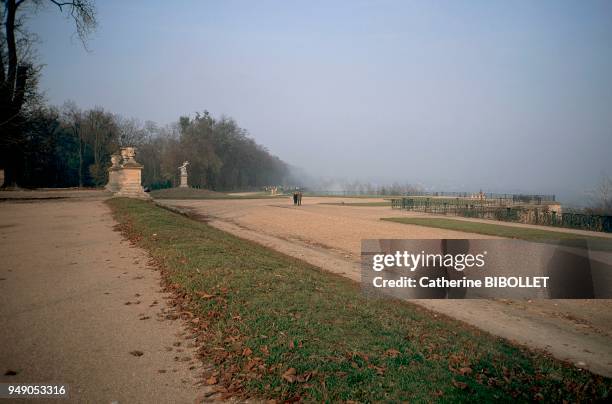 Yvelines, the Saint-Germain-en-Laye Chateau. General view of the Grand Terrace , designed by Le Notre. Ile-de-France: Yvelines, le parc du château de...