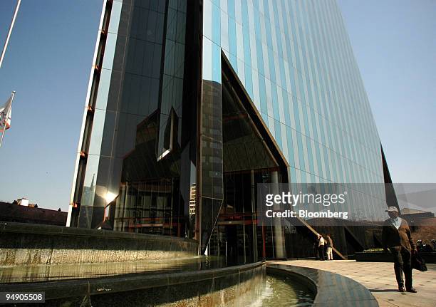 An exterior view of AngloGold Ashanti head office can be seen in downtown Johannesburg, South Africa, on Friday, August 5 2005. South Africa's gold...