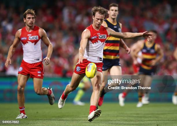 Callum Mills of the Swans kicks during the round five AFL match between the Sydney Swans and the Adelaide Crows at Sydney Cricket Ground on April 20,...