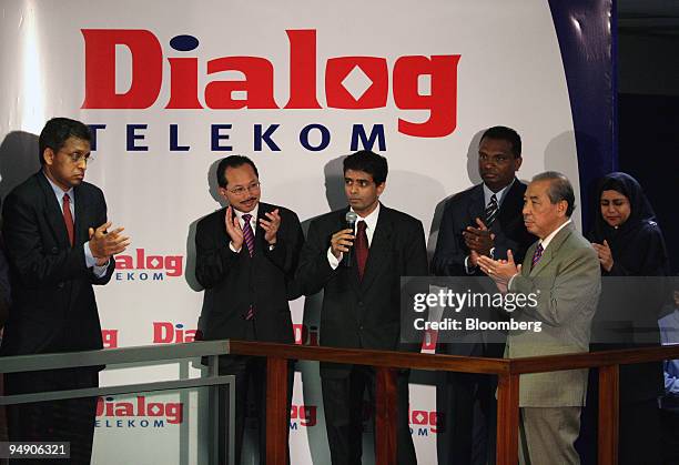 Telecommunication Dialog Dialog Telekom Photos and Premium High Res Pictures - Getty Images