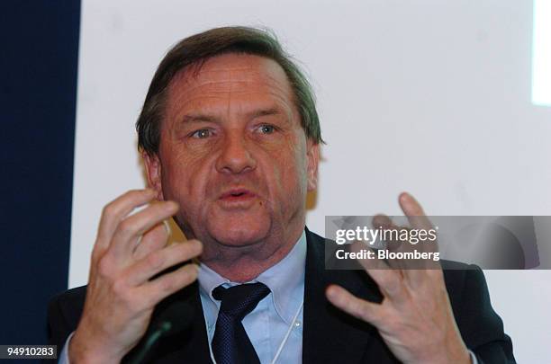 Michael Rake British 178 Michael Rake Stock Photos, High-Res Pictures, and Images - Getty Images
