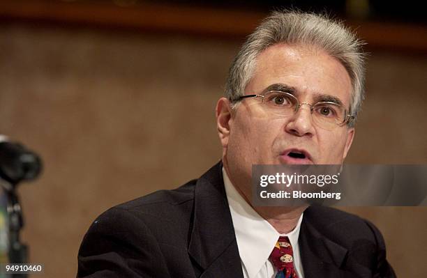 Ron Calvert 29 Ronald Calvert Stock Photos, High-Res Pictures, and Images - Getty ...