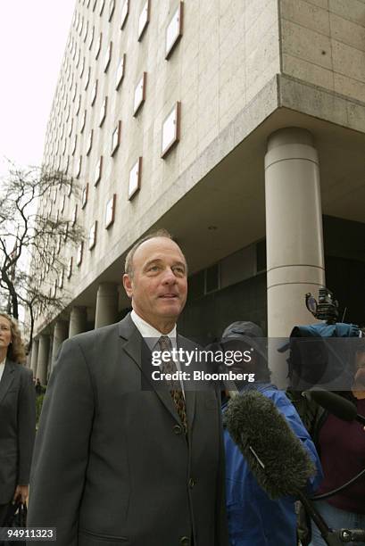 John Keker, defense attorney for former Enron Corp. CFO Andrew Fastow leaves the Federal courthouse in Houston, Texas on January 8, 2004. U.S....