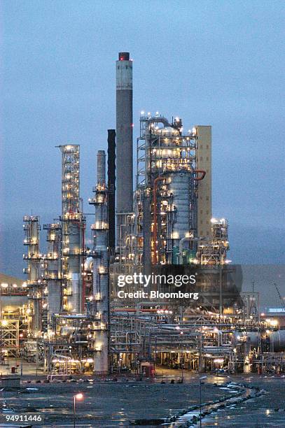 The Statoil crude oil refinery at Mongstad, Norway, Tuesday, January 6, 2004. Statoil ASA and other Norwegian oil producers threatened a lockout of...