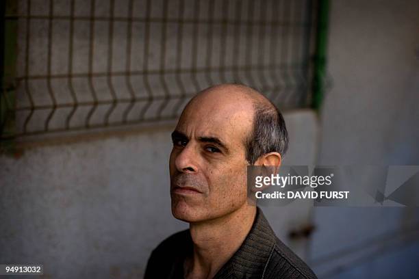 Israeli film director Samuel Maoz, director of the recent film "Lebanon", poses for a portrait in Tel Aviv on November 27, 2009. Moaz, who was...