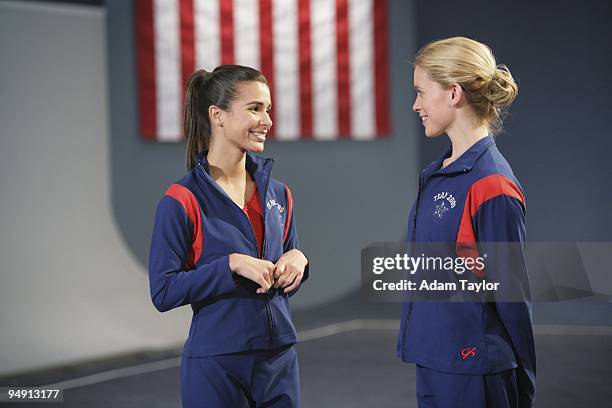 Follow the Leader" - While Kaylie's gymnastics career continues to soar, she struggles to help Payson deal with her injuries and at the same time,...