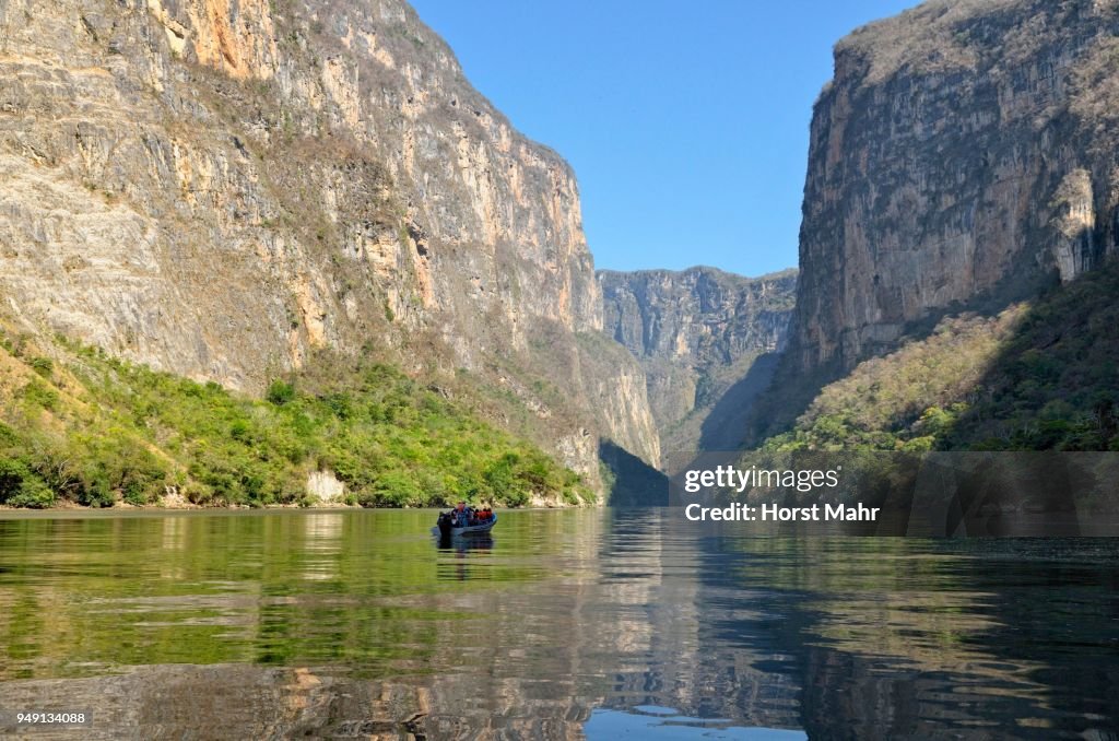 Tourist boat, Sumidero Canyon National Park, Chiapa de Corzo, Chiapas, Mexico