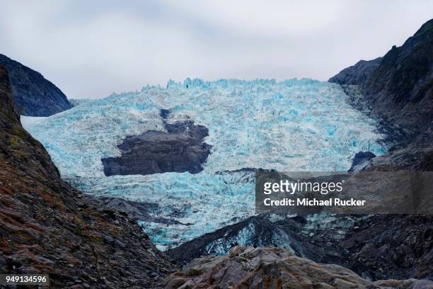 turquoise glacial ice, glacier tongue, franz josef glacier, westland district, south island, new zealand - south westland bildbanksfoton och bilder