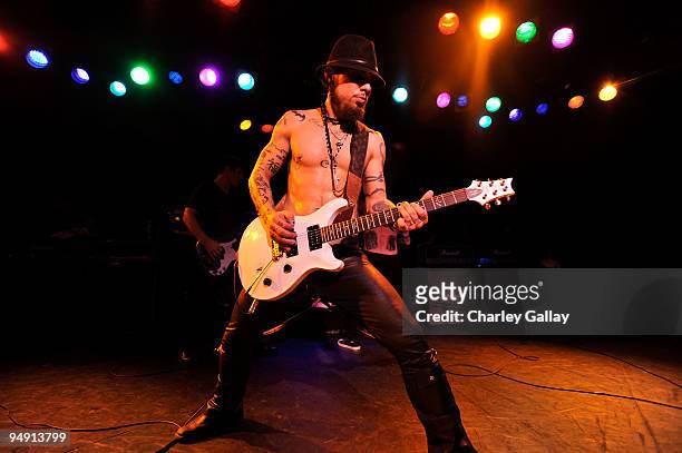 Musician Dave Navarro performs at Camp Freddy and Friends presented by Onitsuka Tiger at The Roxy Theatre on December 19, 2009 in Hollywood,...