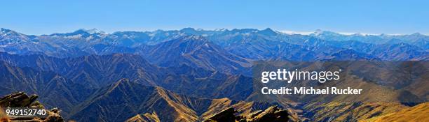 panoramic view from summit of ben lomond to peaks of southern alps, queenstown, otago region, south island, new zealand - region otago stock pictures, royalty-free photos & images