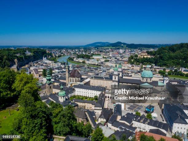 historic city center, view from fortress, salzburg, austria - kraushaar photos et images de collection