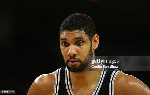 Tim Duncan of the San Antonio Spurs stands on the court during their game against the Golden State Warriors at Oracle Arena on December 16, 2009 in...