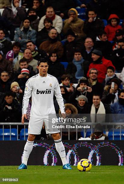 Cristiano Ronaldo of Real Madrid eyes the ball during the La Liga match between Real Madrid and Real Zaragoza at Estadio Santiago Bernabeu on...