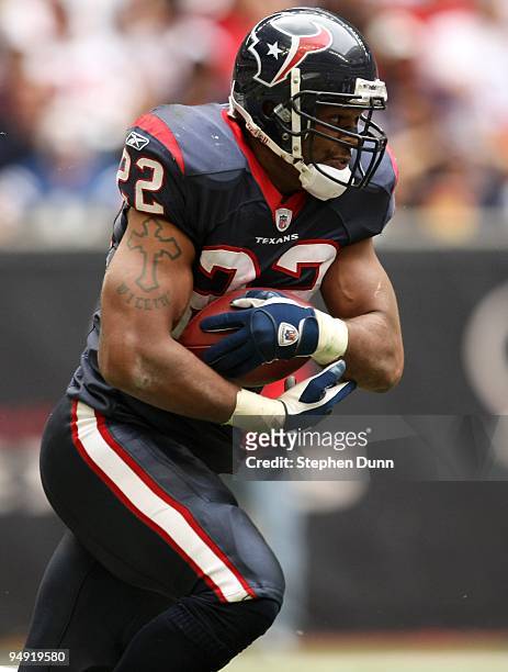 Running back Chris Brown of the Houston Texans carries the ball against the Indianapolis Colts on November 29, 2009 at Reliant Stadium in Houston,...