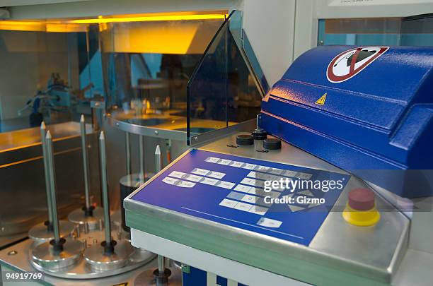 Machine Pacemaker Alert 14 Pacemaker Warning Stock Photos, High-Res Pictures, and Images ...