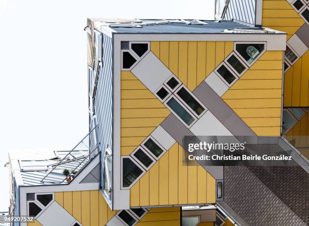 cube houses, blaak heights - rotterdam - christian beirle stock pictures, royalty-free photos & images