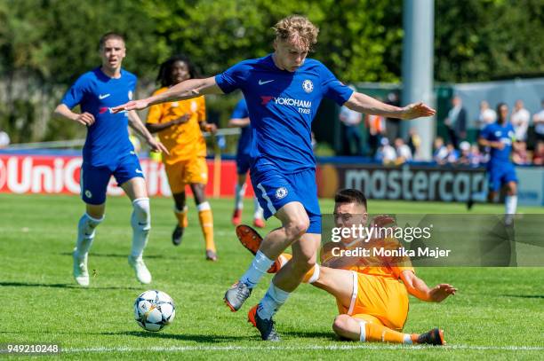 Luke McCormick of Chelsea FC vies with Diogo Bessa of FC Porto during the semi-final football match between Chelsea FC and FC Porto of UEFA Youth...