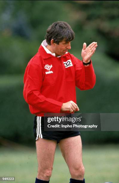 British Lions coach Ian McGeechan takes a training session during the British Lions tour to Australia held in Sydney, Australia. \ Mandatory Credit:...