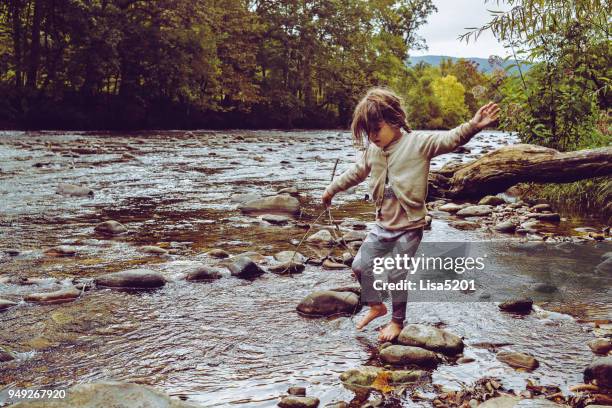 exploration - girl hiking stock pictures, royalty-free photos & images