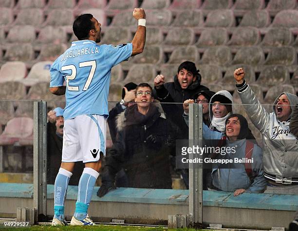 Fabio Quagliarella of Napoli celebrates his 2:0 goal with fans during the Serie A match between Napoli and Chievo at Stadio San Paolo on December 20,...