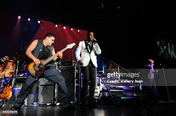 Max "Mikey" Agende Santos and Anthony "Romeo" Santos of the Bachata group Aventura performs at AmericanAirlines Arena on December 19, 2009 in Miami,...