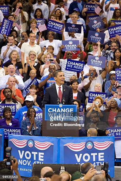 Senator Barack Obama of Illinois, Democratic presidential candidate, speaks during a campaign rally in Jacksonville, Florida, U.S., on Monday, Nov....