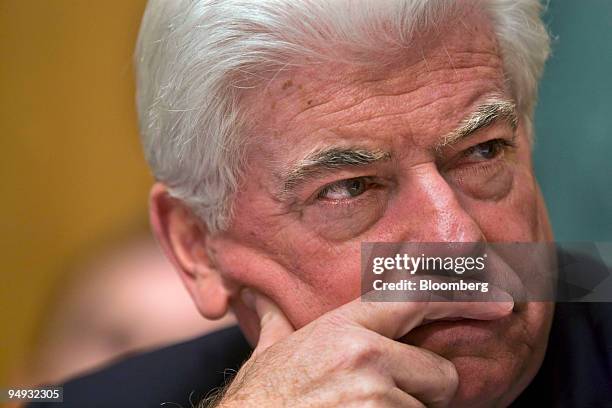 Christopher Dodd 62 Christopher D Ford Stock Photos, High-Res Pictures, and Images ...