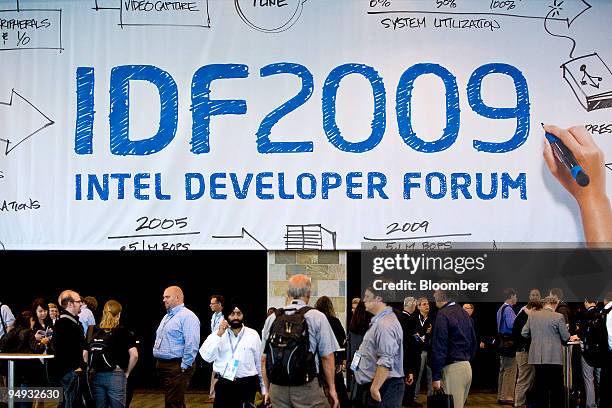 Intel Developer Forum Intel Developer Forum Photos and Premium High Res Pictures - Getty Images