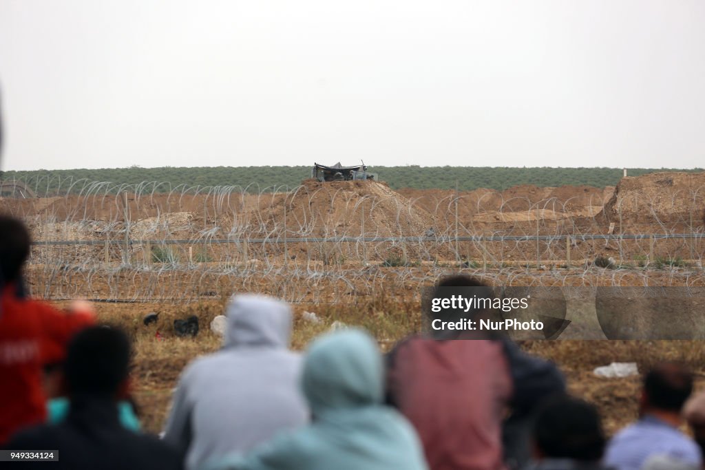Palestinian a protest at the Gaza Strip's border with Israel