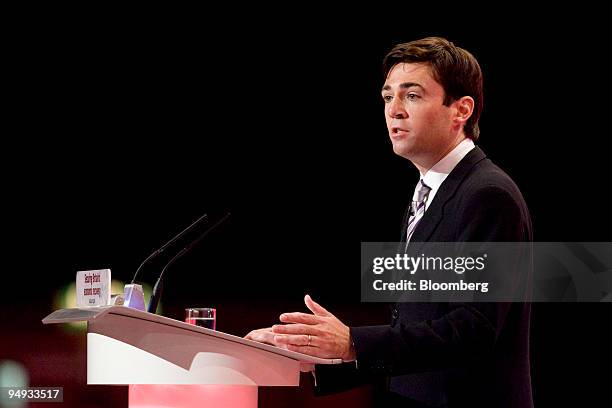 Andy Burnham, U.K. Health secretary, speaks at the Labour party conference in Brighton, U.K., on Wednesday, Sept. 30, 2009. Gordon Brown's attack on...