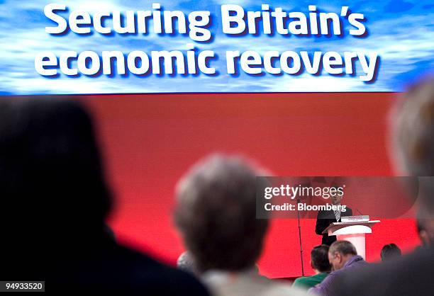 Andy Burnham, U.K. Health secretary, right, speaks at the Labour party conference in Brighton, U.K., on Wednesday, Sept. 30, 2009. Gordon Brown's...