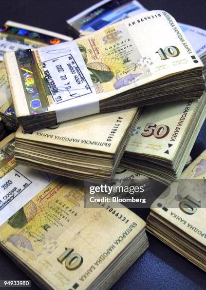 Lev Notes A bundle of lev notes, the Bulgarian currency, sits on display in ...