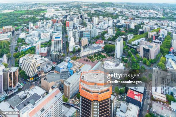 aerial view of auckland cityscape,new zealand - auckland city busy stockfoto's en -beelden