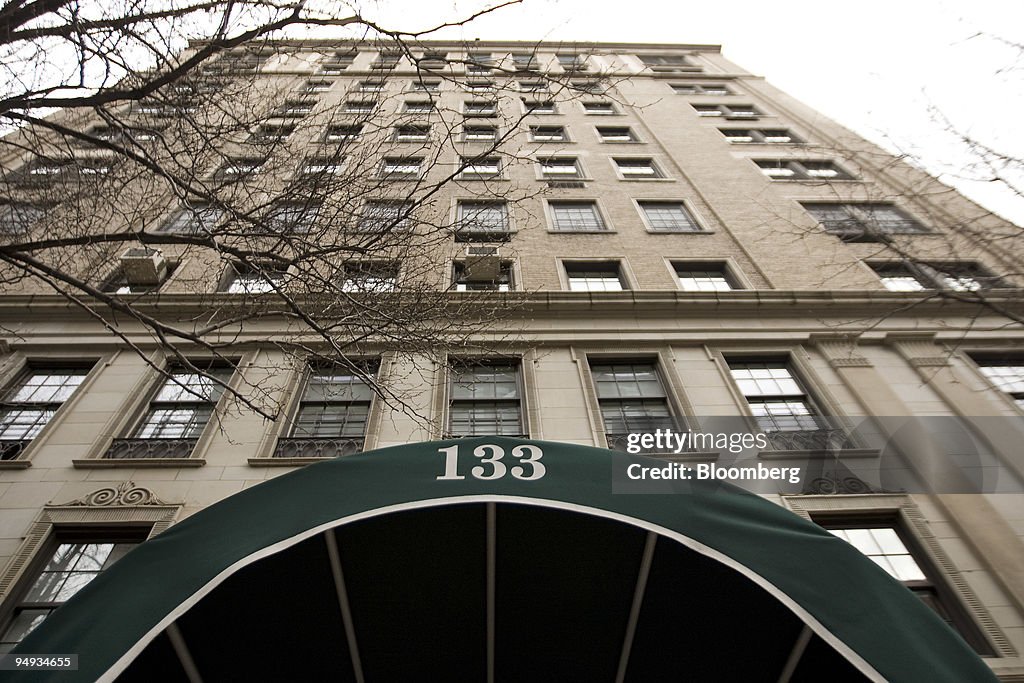 The building that houses the apartment of Bernard Madoff, pr