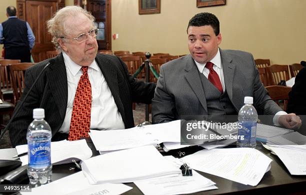 Lead attorney Edward Genson, left, and assistant council Sam Adam Jr., lawyers for Illinois Governor Rod Blagojevich, confer during a meeting of the...