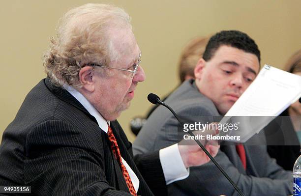 Lead attorney Edward Genson, left, and assistant council Sam Adam Jr., lawyers for Illinois Governor Rod Blagojevich, address a meeting of the...