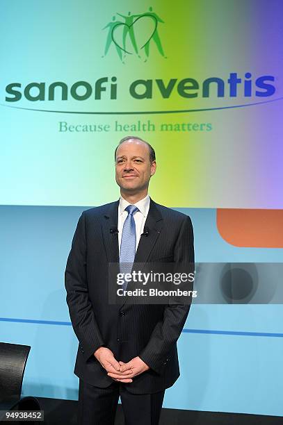 Biogen Ceo Christopher A Viehbacher Photos and Premium High Res Pictures - Getty ...