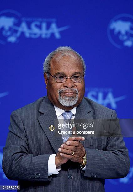 Michael Thomas Somare, Papua New Guinea's prime minister, attends the opening plenary at the 2009 Boao Forum for Asia in Boao, Hainan, China, on...