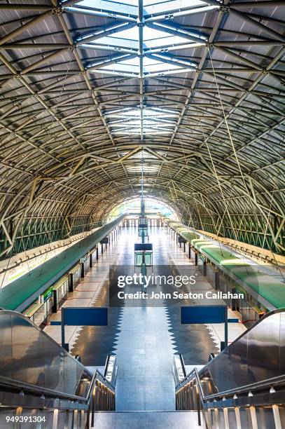 singapore, smrt tuas link ew33 station - ew stock pictures, royalty-free photos & images