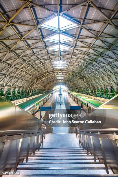 singapore, smrt tuas link ew33 station - ew stock pictures, royalty-free photos & images