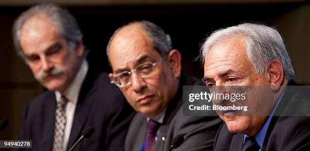 John Lipsky, deputy director of the International Monetary Fund, left, Youssef Boutros-Ghali, chairman of the International Monetary Fund Committee ,...