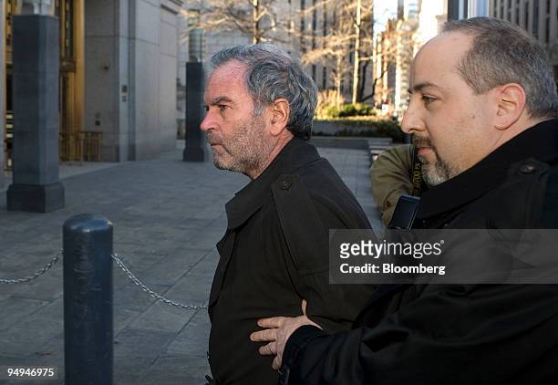 Marc Dreier, founder of Dreier LLP, leaves federal court after making bail and being released from jail in New York, on Feb. 13, 2009. Dreier, the...