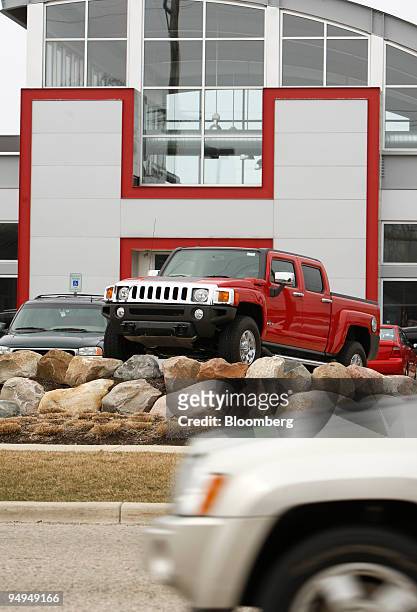Hummer H3T sits on the lot at the Detroit Hummer dealership in Southfield, Michigan, U.S., on Thursday, March 26, 2009. General Motors Corp. Said...