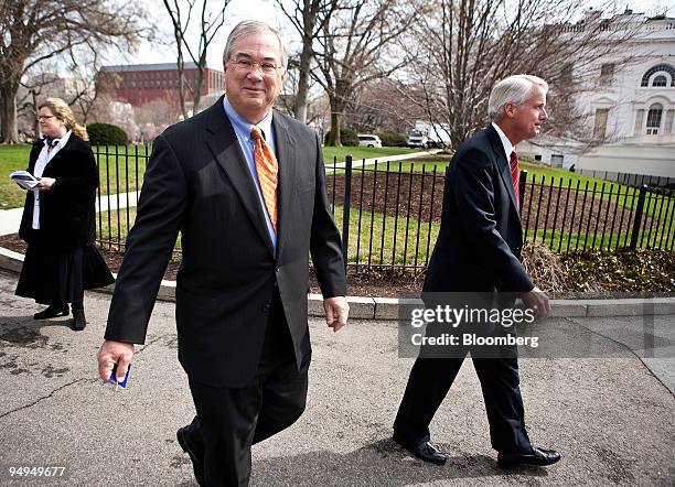 James Rohr Photos et images de collection - Getty Images