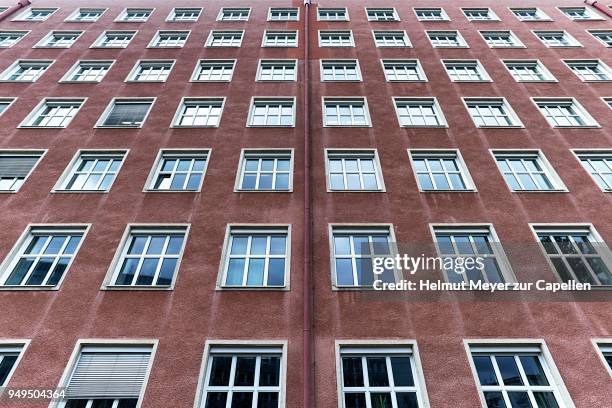 red facade, office building of siemens, also called himbeerpalast, built 1948-1953, erlangen, middle franconia, bavaria, germany - erlangen stock pictures, royalty-free photos & images