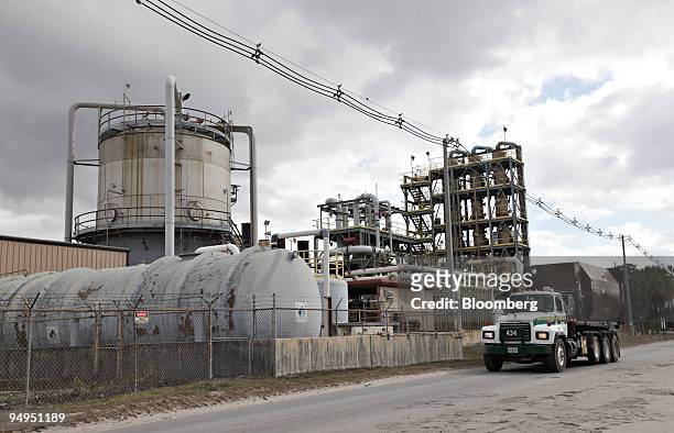 Garbage truck drives outside a landfill-gas-to-energy facility on the grounds of Waste Management's Central Landfill in Pompano Beach, Florida, U.S.,...
