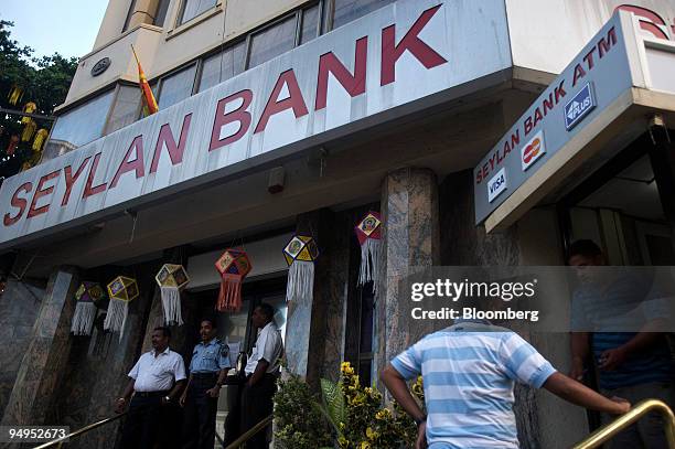 Seylan Seylan Logo Seylan Bank Revives 'Uncle Albert' To Encourage